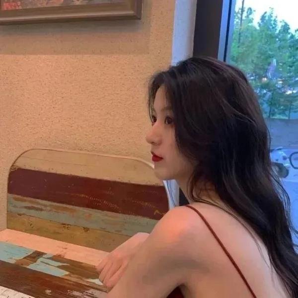 上帝创造美女